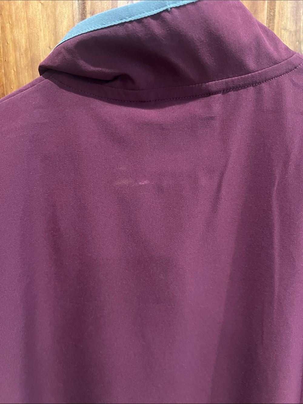 Texas A&M maroon short sleeve pull over - Picture 4 of 6